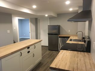 33 E 34th St #2, Hamilton, ON L8V 3W2