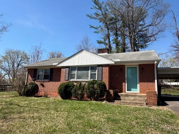 2229 Taylor Farm Rd, Lynchburg, VA 24503