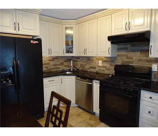 24 Brighton Way photo 1