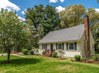 34 Oakhill Ave, Attleboro, MA 02703