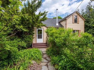 117 N Whitney St, Amherst, MA 01002