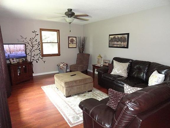 3rd image of 2531 Bill Bone Ln