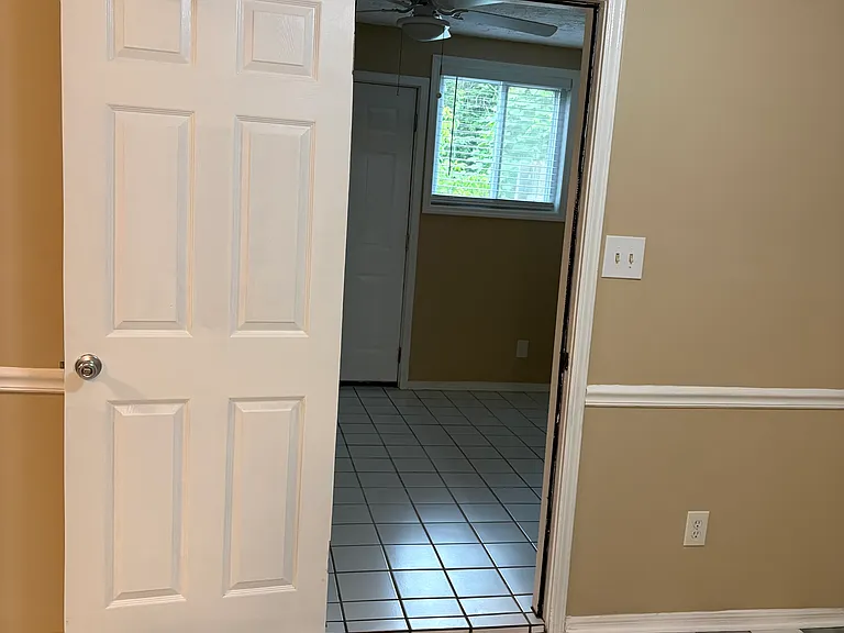 1189 Ashborough Dr SE #D — Photo 9
