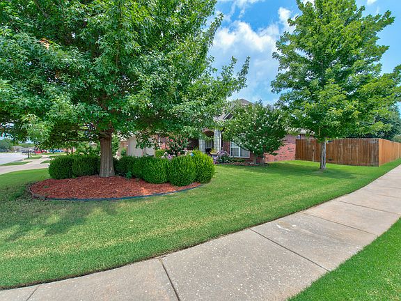 3rd image of 14709 S Courtney Ln W