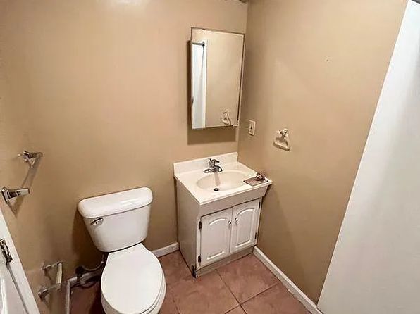 3312 Meridian Ave #102