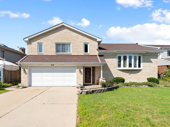 748 Yorkshire Ln, Des Plaines, IL 60016