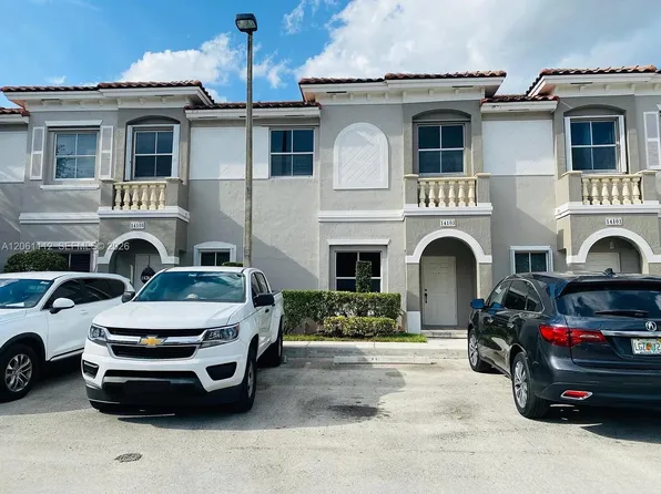 14103 SW 49th St #12, Hollywood, FL 33027