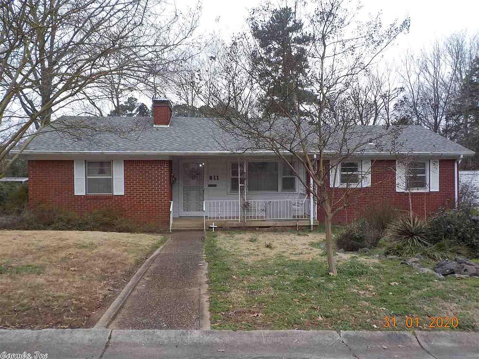 1st image of 811 Randall Dr
