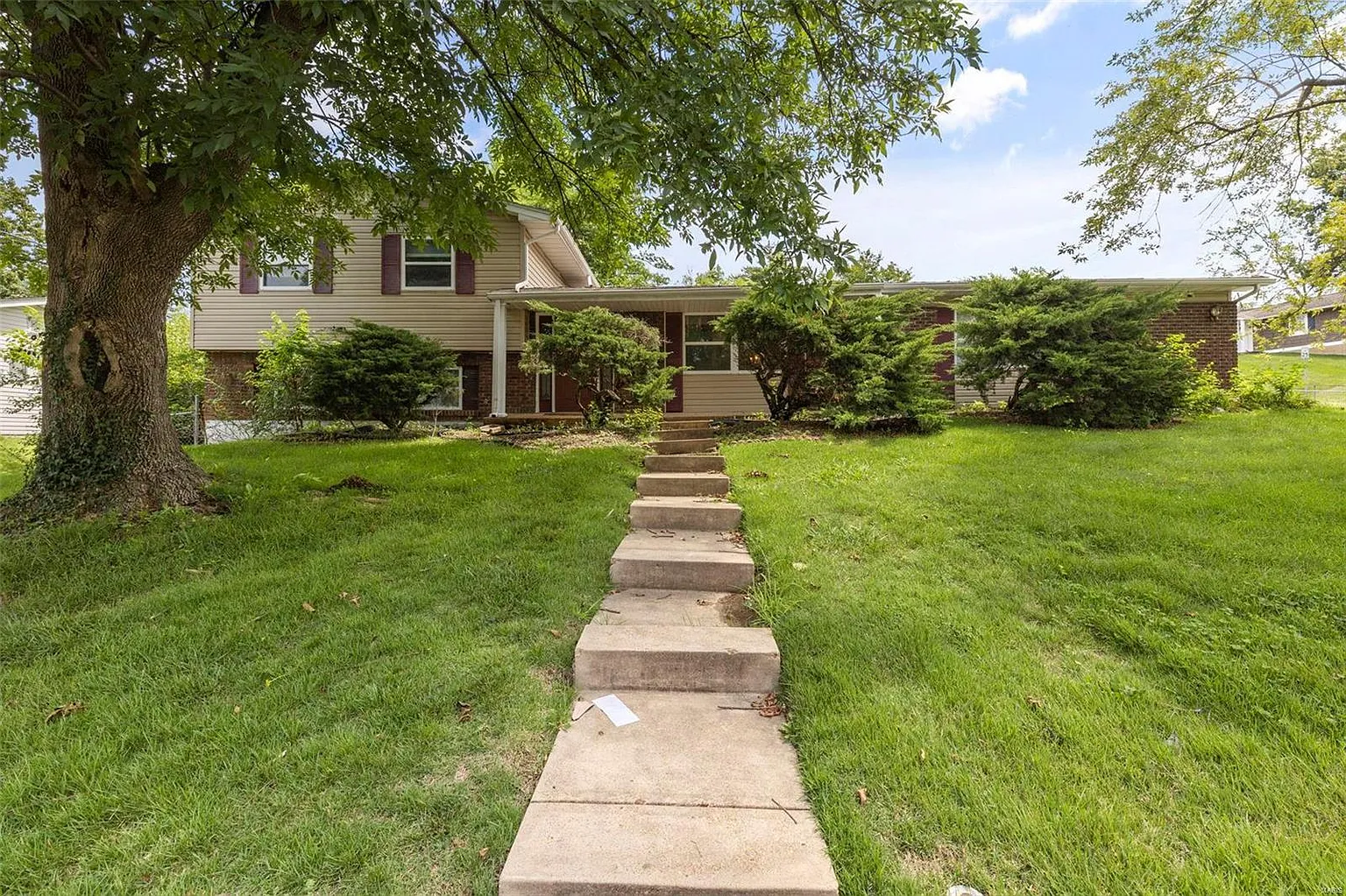 11165 De Malle Dr photo 1