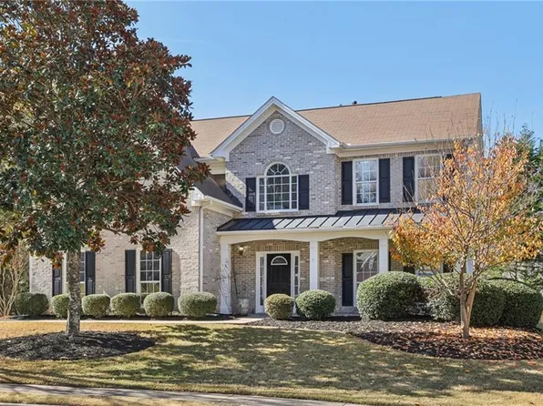 1017 Rolling Forest Ln, Lilburn, GA 30047