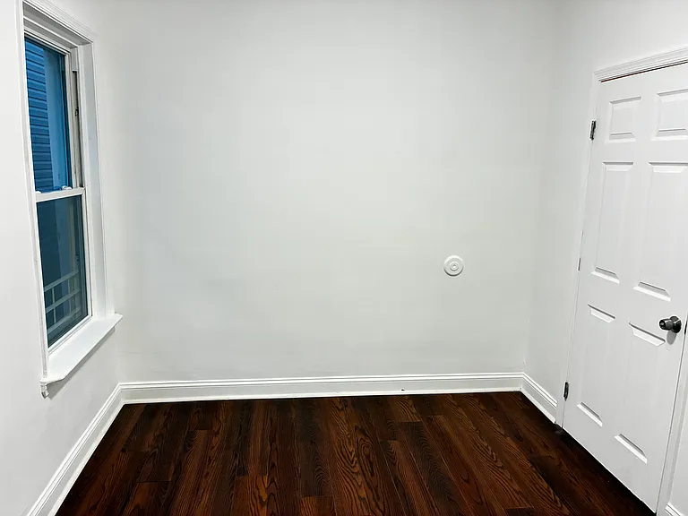 73 Wolcott Ter #2R — Photo 12