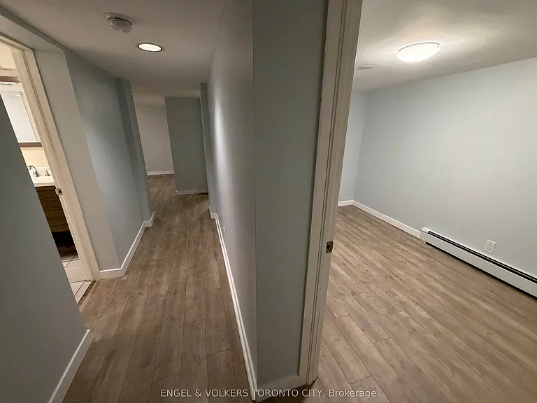 10 Mosley St #2B — Photo 12