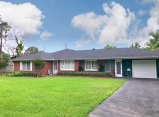 4848 Gulf Ave, Groves, TX 77619