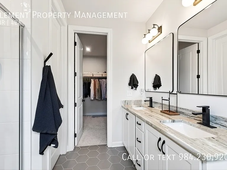 4730 Cypress Tree Ln #1 — Photo 54