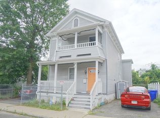 11 Spruce St, Springfield, MA 01105