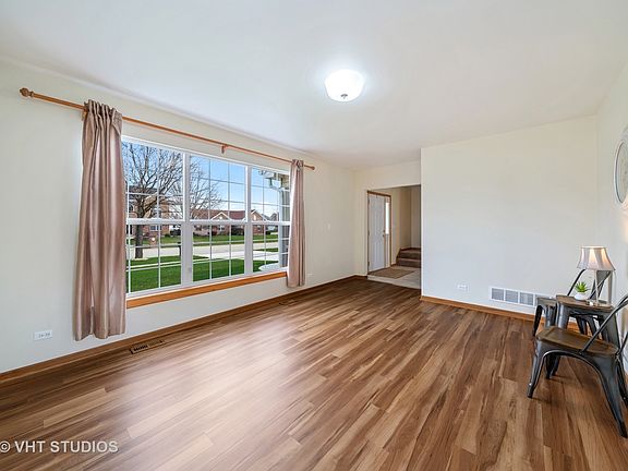 5th image of 24217 Lavergne St