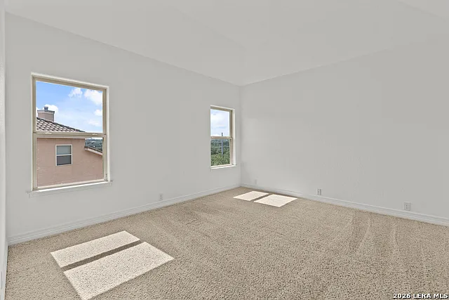 623 Sentry Hl — Photo 32