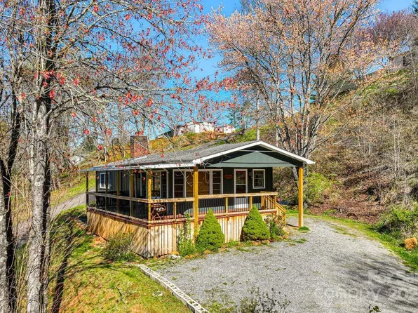 1152 S River Rd, Sylva, NC 28779