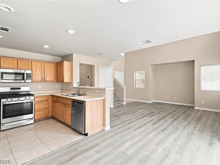 1915 Sundown Canyon Dr — Photo 8