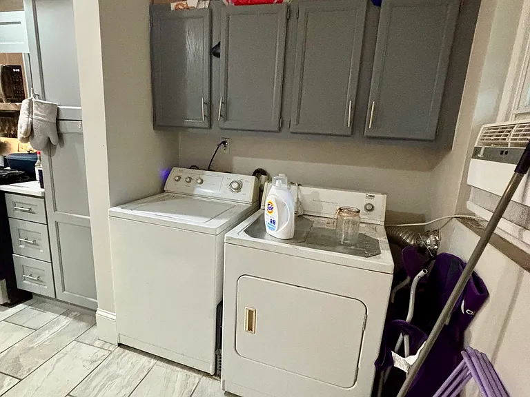 in-unit washer and dryer