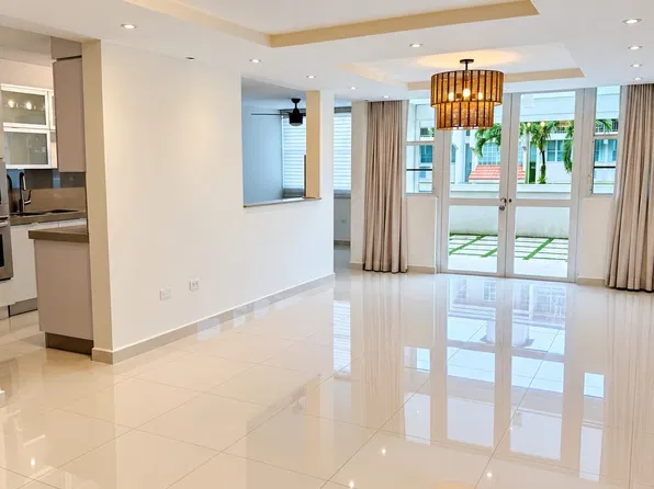 26 Carr 833 Guaynabo Pr #1114, Guaynabo, PR 00971