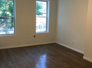 182 Meserole St #2AL, Brooklyn, NY 11206