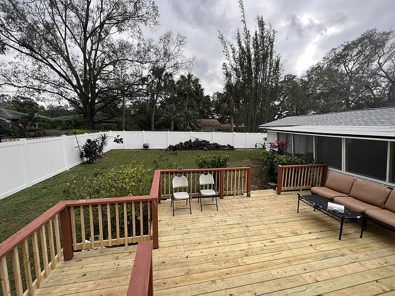 1016 W Indiana Ave — Photo 53