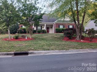5039 Abbington Way, Belmont, NC 28012