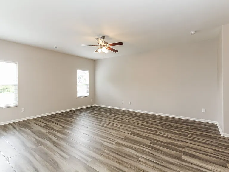 1157 Black Diamond Dr — Photo 6