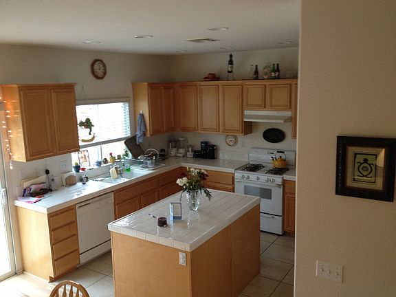 Kitchen with island