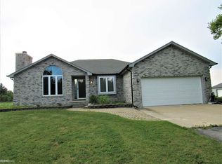 10490 Weber Rd, Columbus, MI 48063