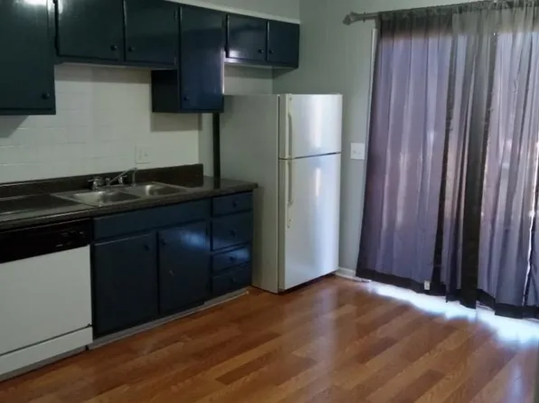 256 Medical Dr APT 31, Winfield, AL 35594