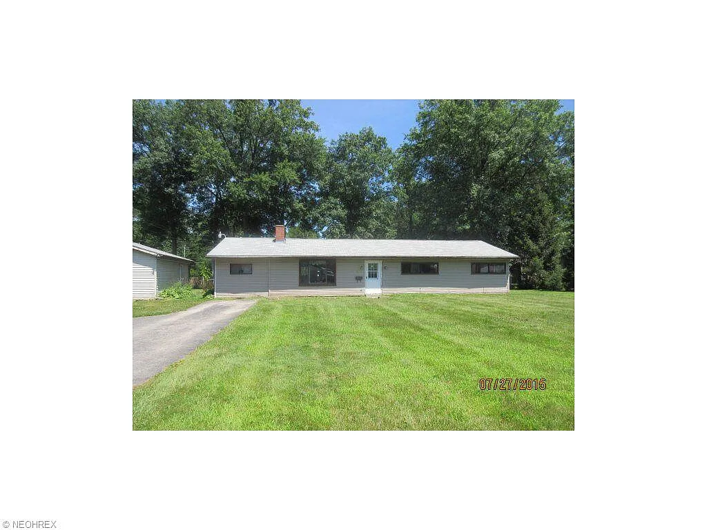 3898 Ascot Ct photo 1