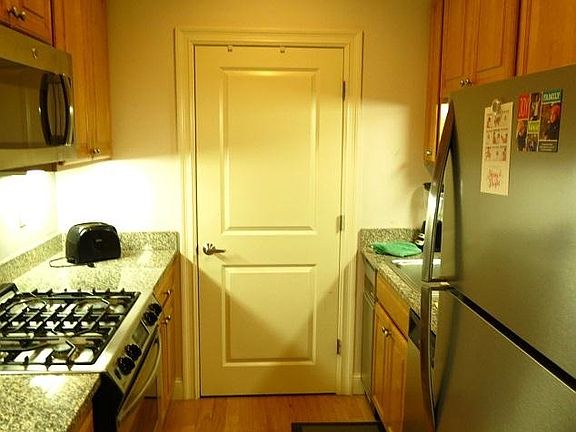 5th image of 1723 Washington St APT 501E