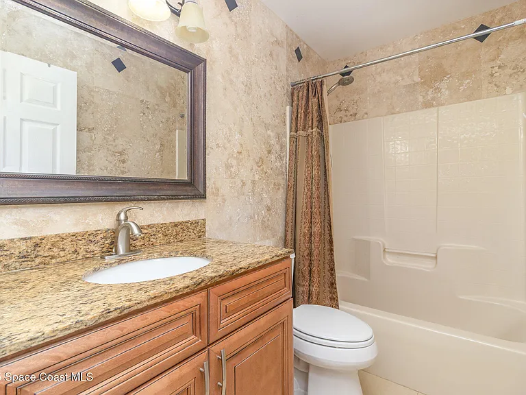 2893 Glasbern Cir — Photo 30