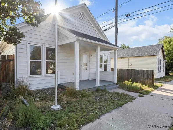 2315 Thomes Ave, Cheyenne, WY 82001