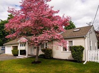 379 S Main St, Sharon, MA 02067