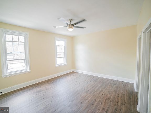 5th image of 2427 E Allegheny Ave #2