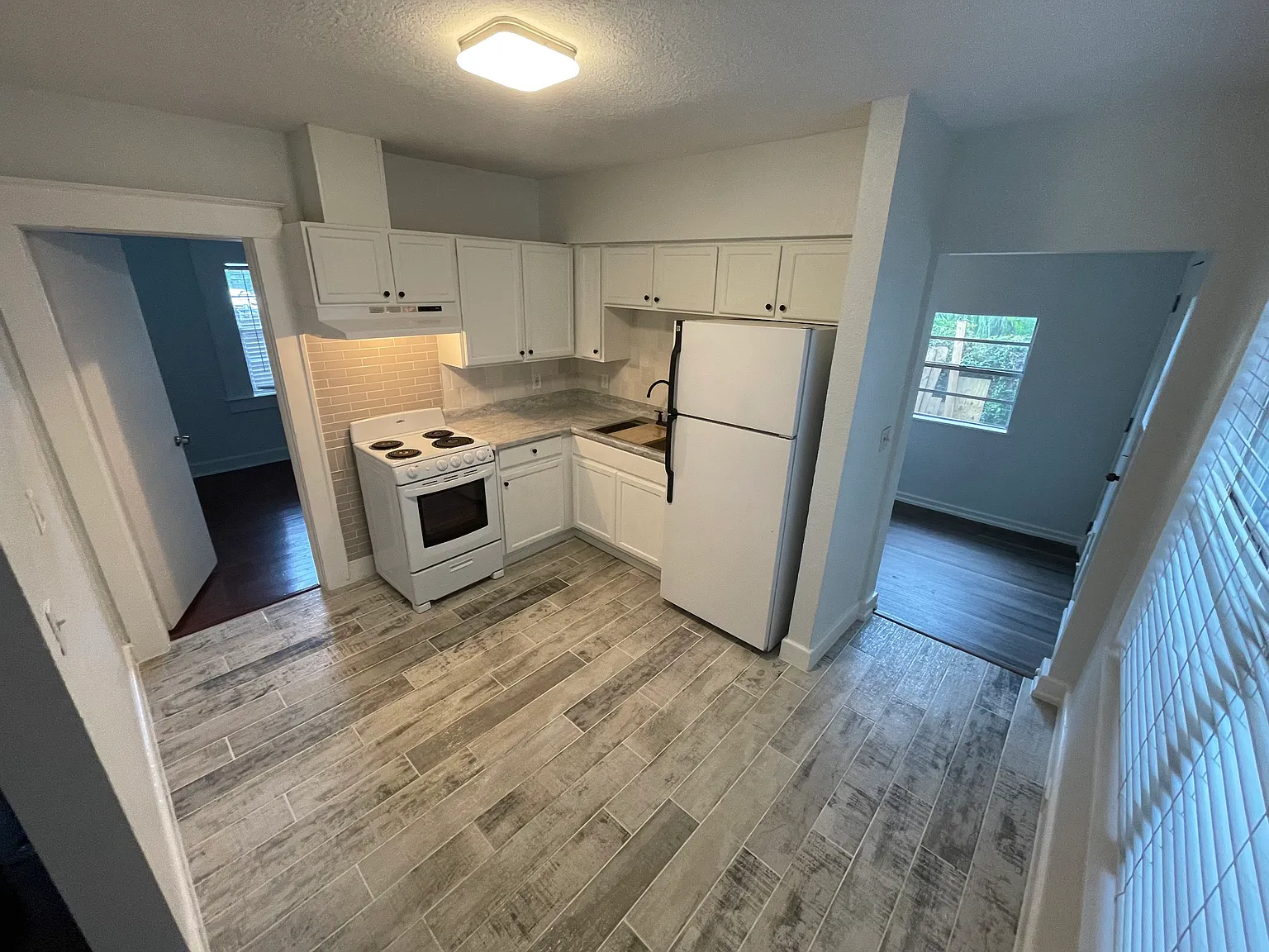 2 bed, 876 sqft, $2,195 — Photo 4