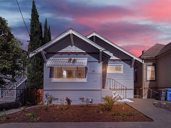 3rd image of 920 Santa Clara St