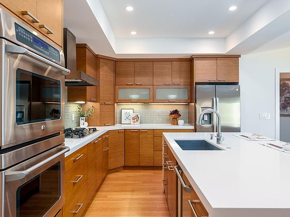 4th image of 412 Stephen Rd