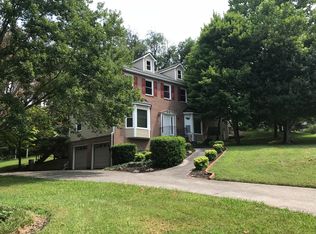 10109 Lonely Oak Ln, Knoxville, TN 37932