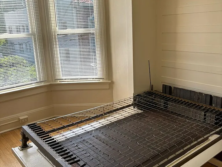 Converse Court Apartments — Photo 15