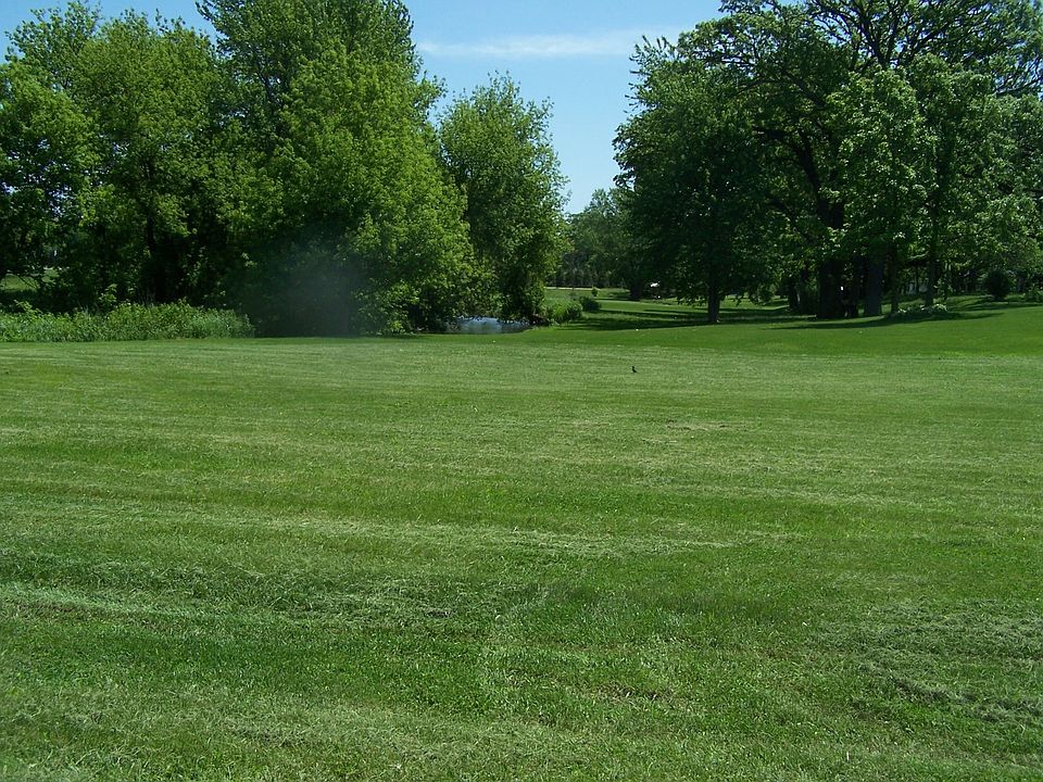 1st image of 590 Indian Creek Dr