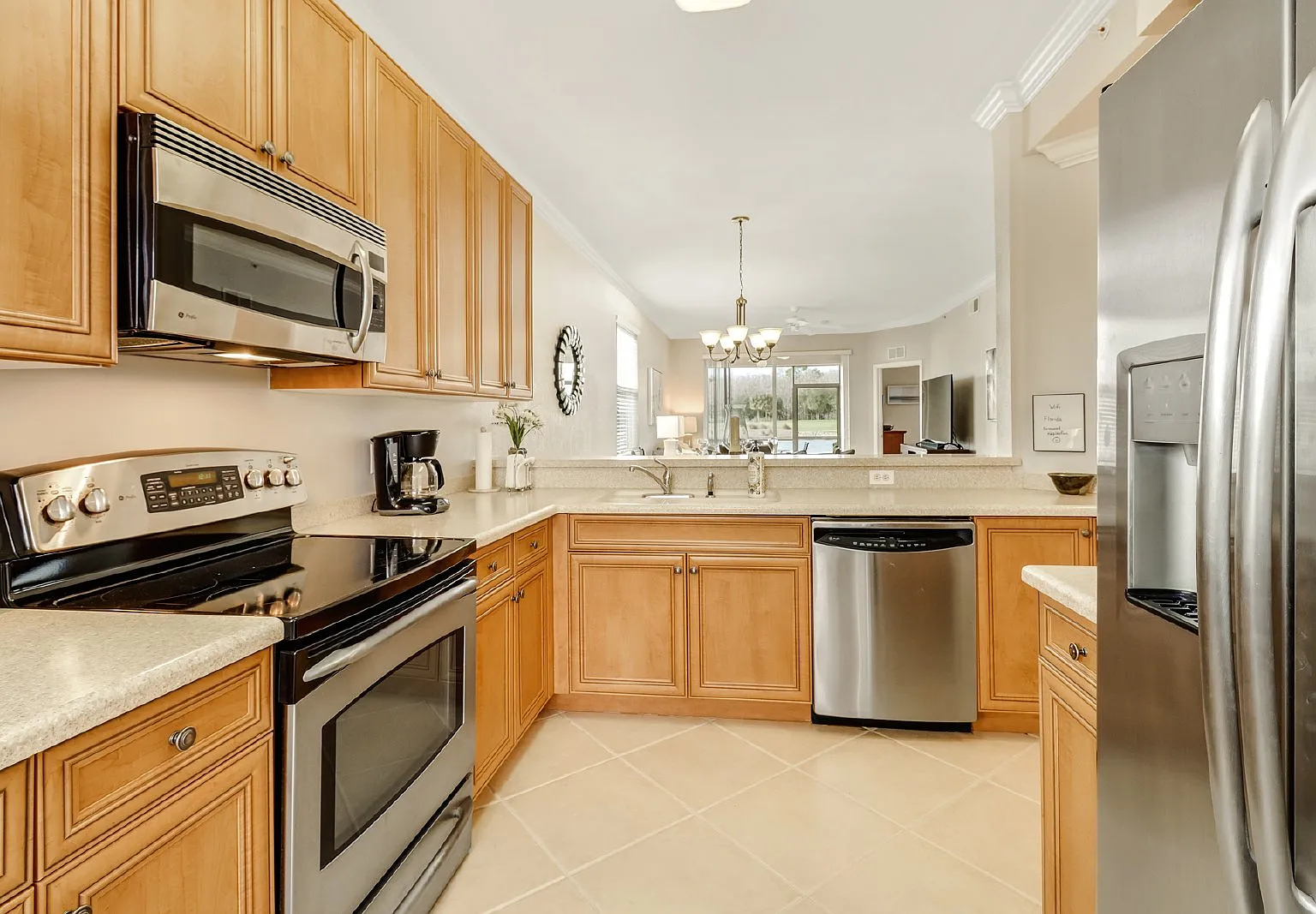 2 bed, 2.0 bath, 1500 sqft, $2,200 — Photo 1