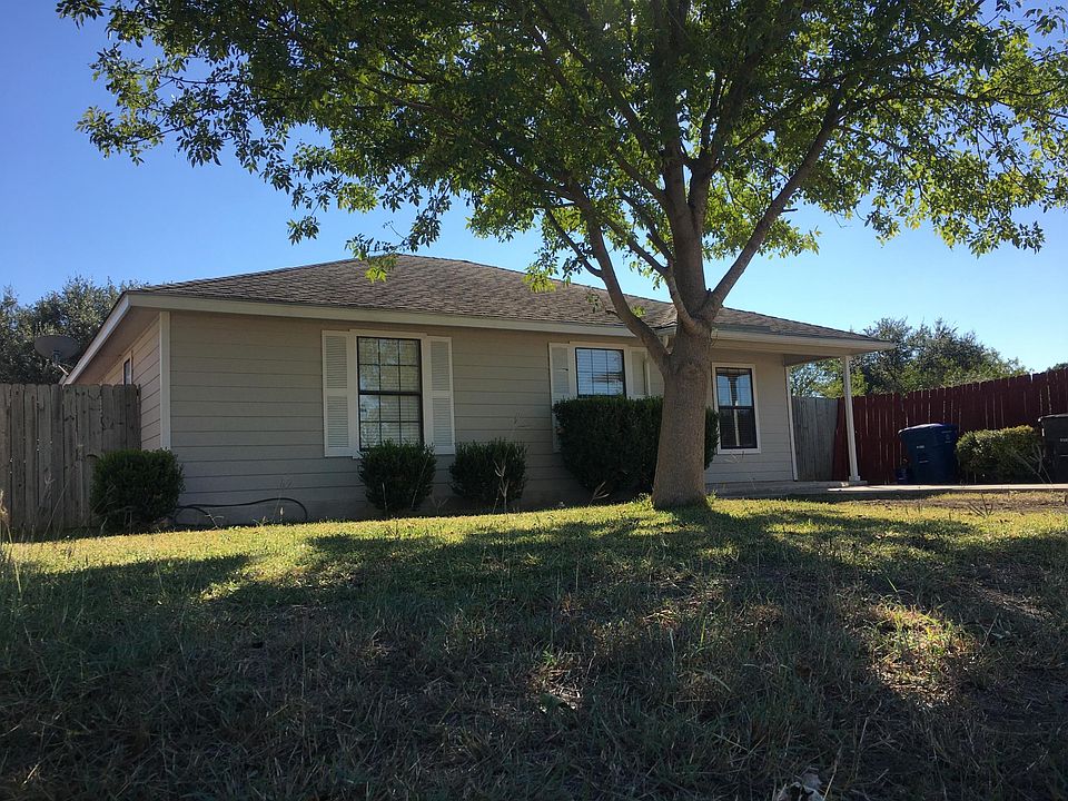 1st image of 3338 Twining Dr
