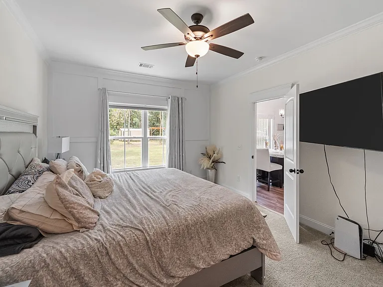 491 Lake Rosalind Dr — Photo 13