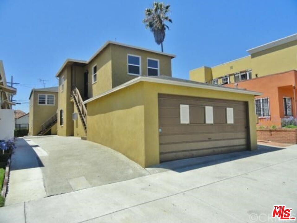 1st image of 3704 W 54th St