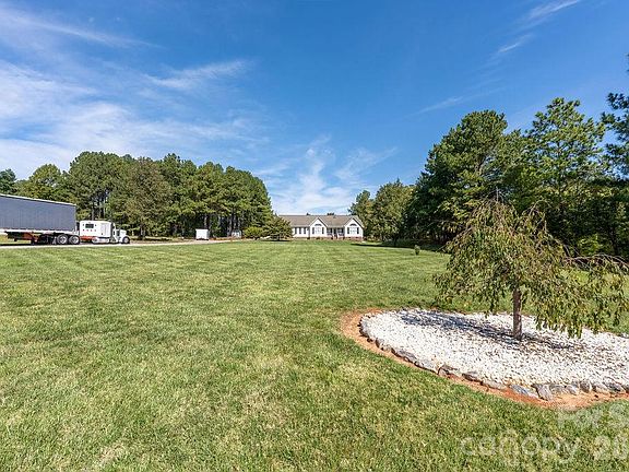 2nd image of 294 Gilbert Rd
