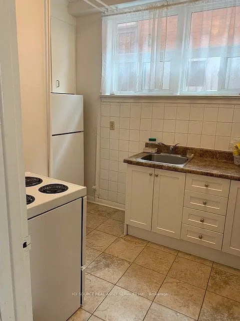 1 bed, $1,800 — Photo 4
